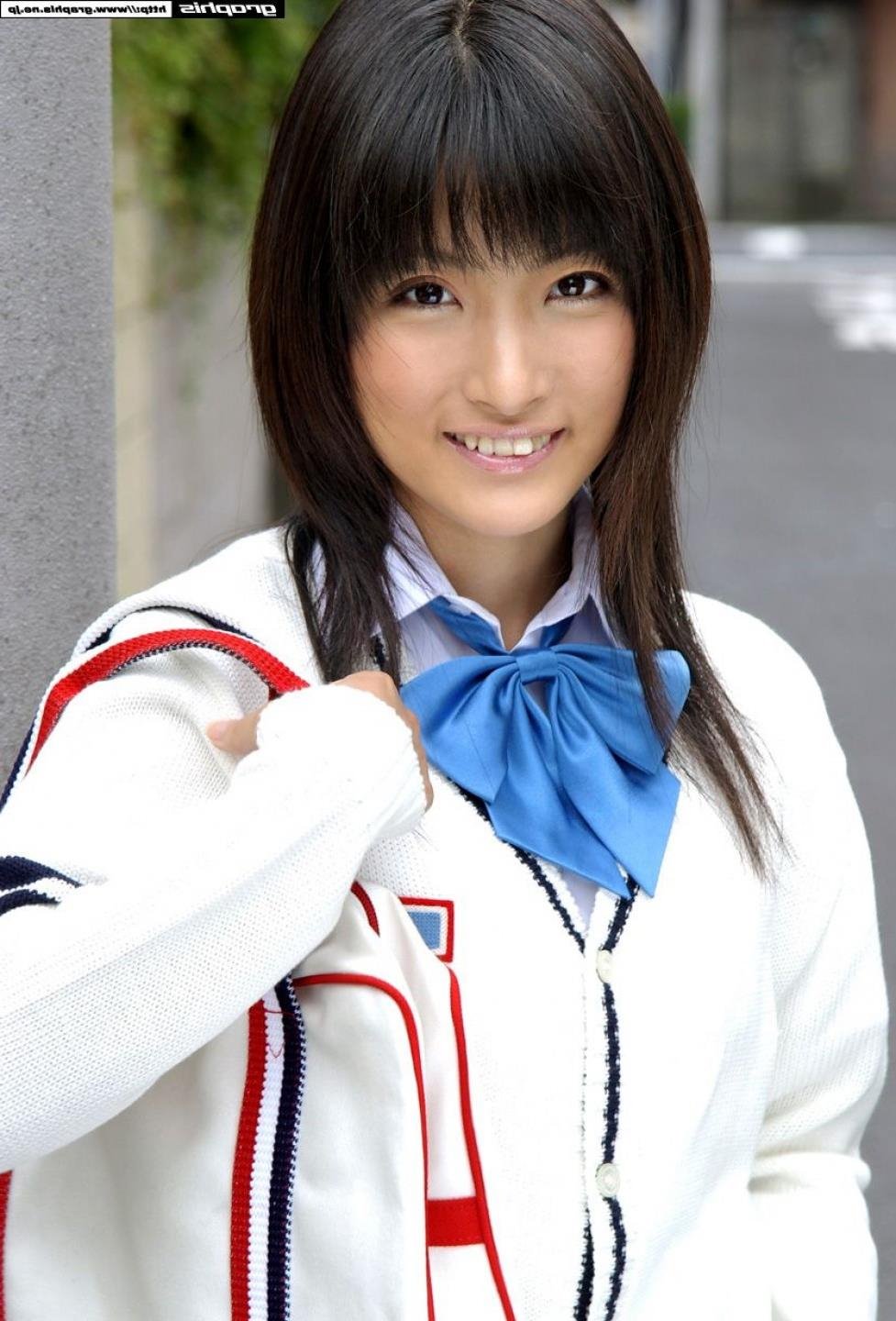 Ů�����۶�Ѩ